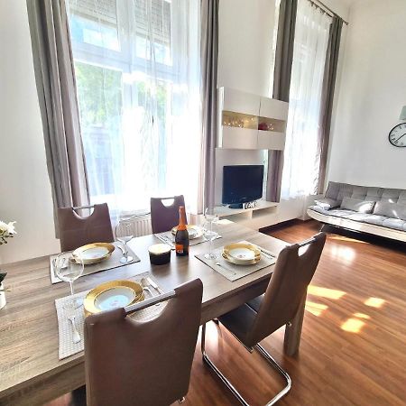 Ricky Apartment Budapest Ngoại thất bức ảnh