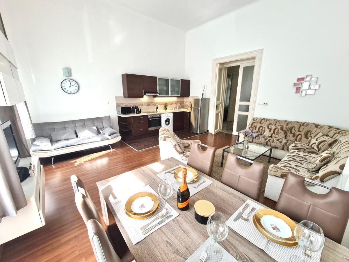 Ricky Apartment Budapest Ngoại thất bức ảnh